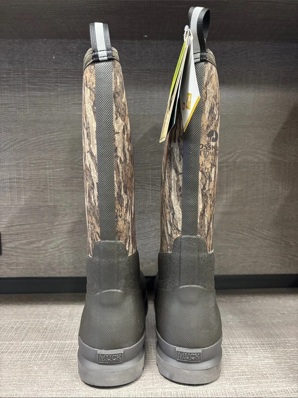Men's Muck Chore Classic Tall Boot (Brown/Mossy Oak) - Size 7